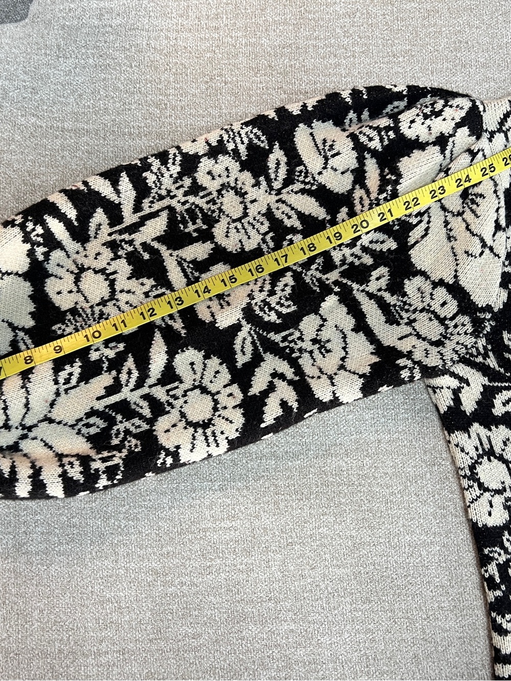 FARM Rio Pineapple Garden Mini Knit Dress. Black & Cream. Balloon sleeves. S - Picture 13 of 13